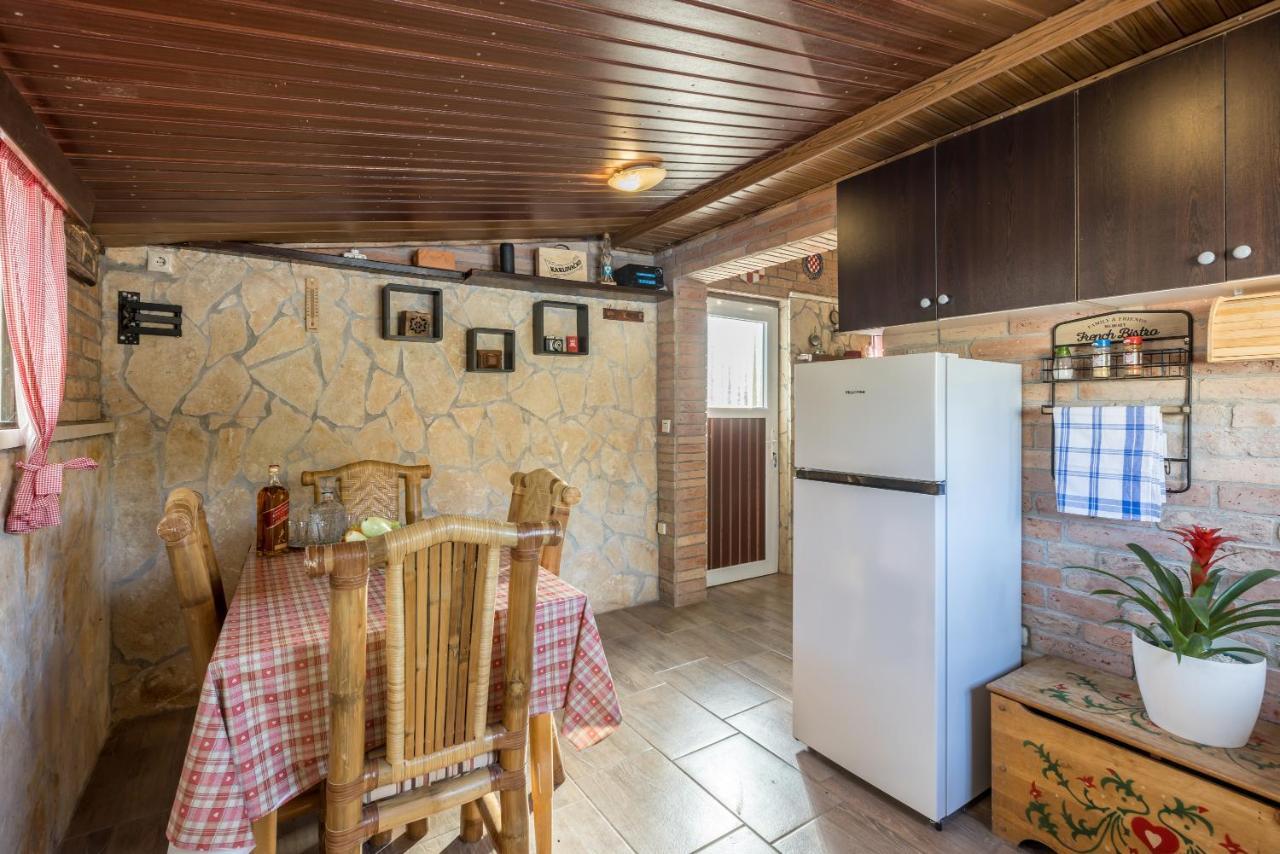 Apartments Ana Umljanovic Екстериор снимка